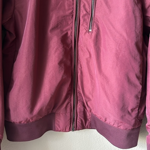 H&M Burgundy Long Sleeve Men’s Bomber Jacket - Picture 5 of 8